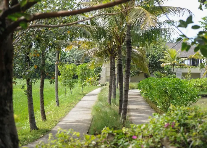 Komaneka At Resort